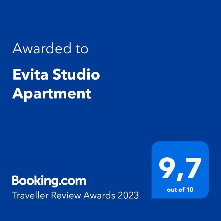 Evita Studio Apartment Karlovac Exterior foto